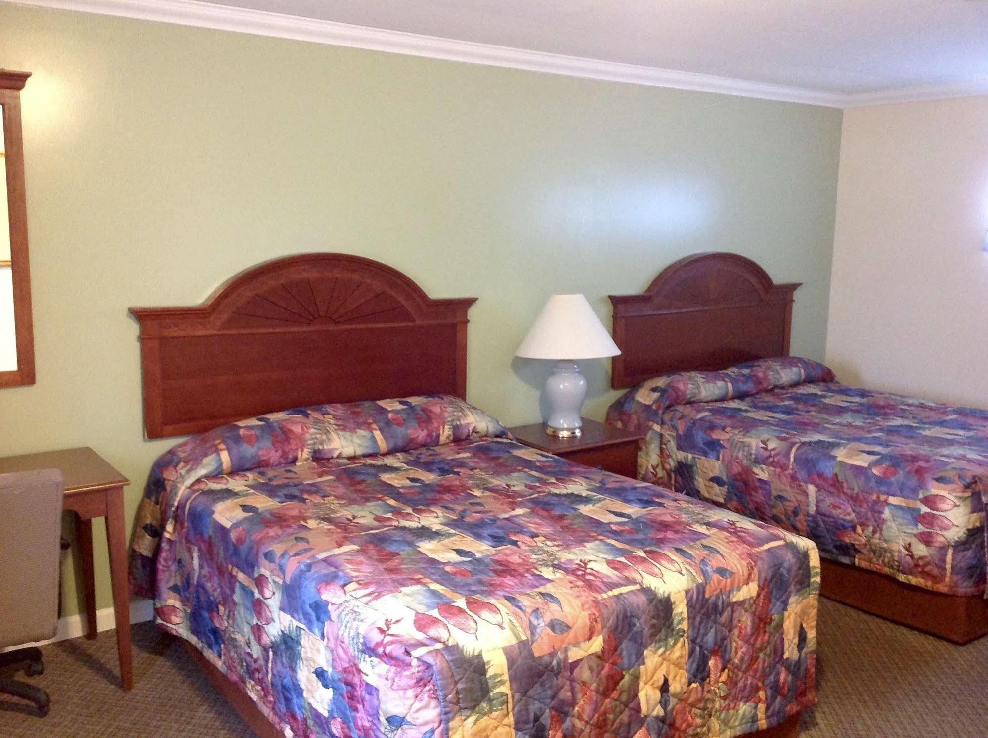 Relax Inn Webster Exterior foto